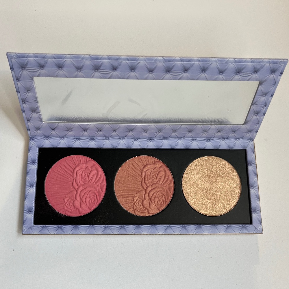 PAT McGRATH x Bridgerton Love At First Blush *LE*